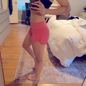 Lululemon Short Size 6 Coral